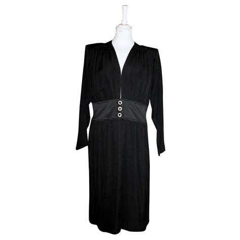 robe yves saint laurent rive gauche